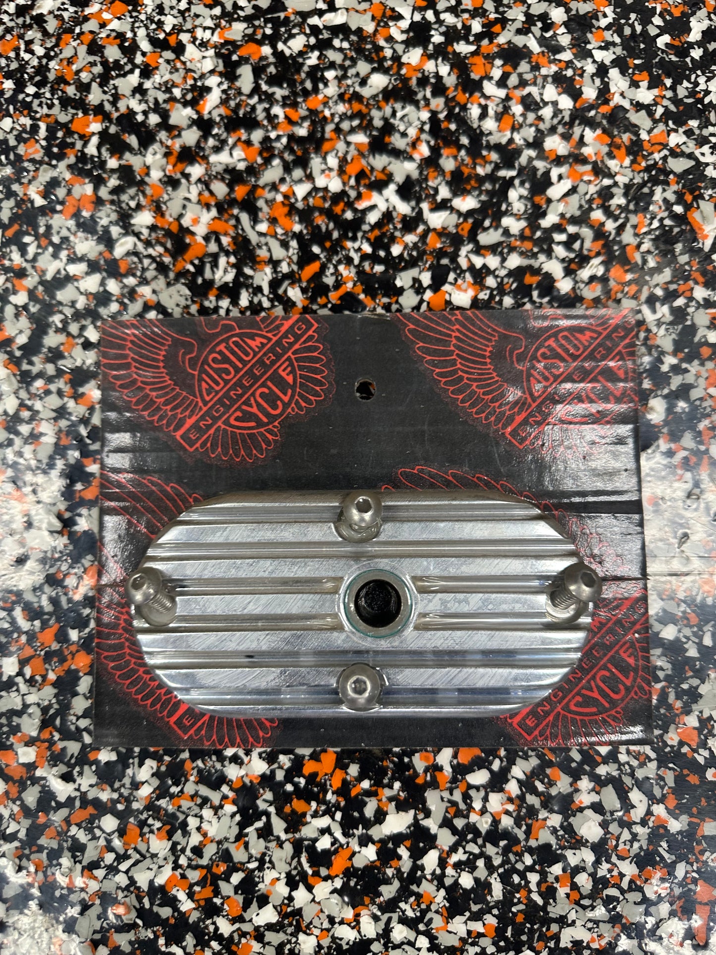 CUSTOM CYCLE ENGINEERING- FINNED INSPECTION COVER MIDS