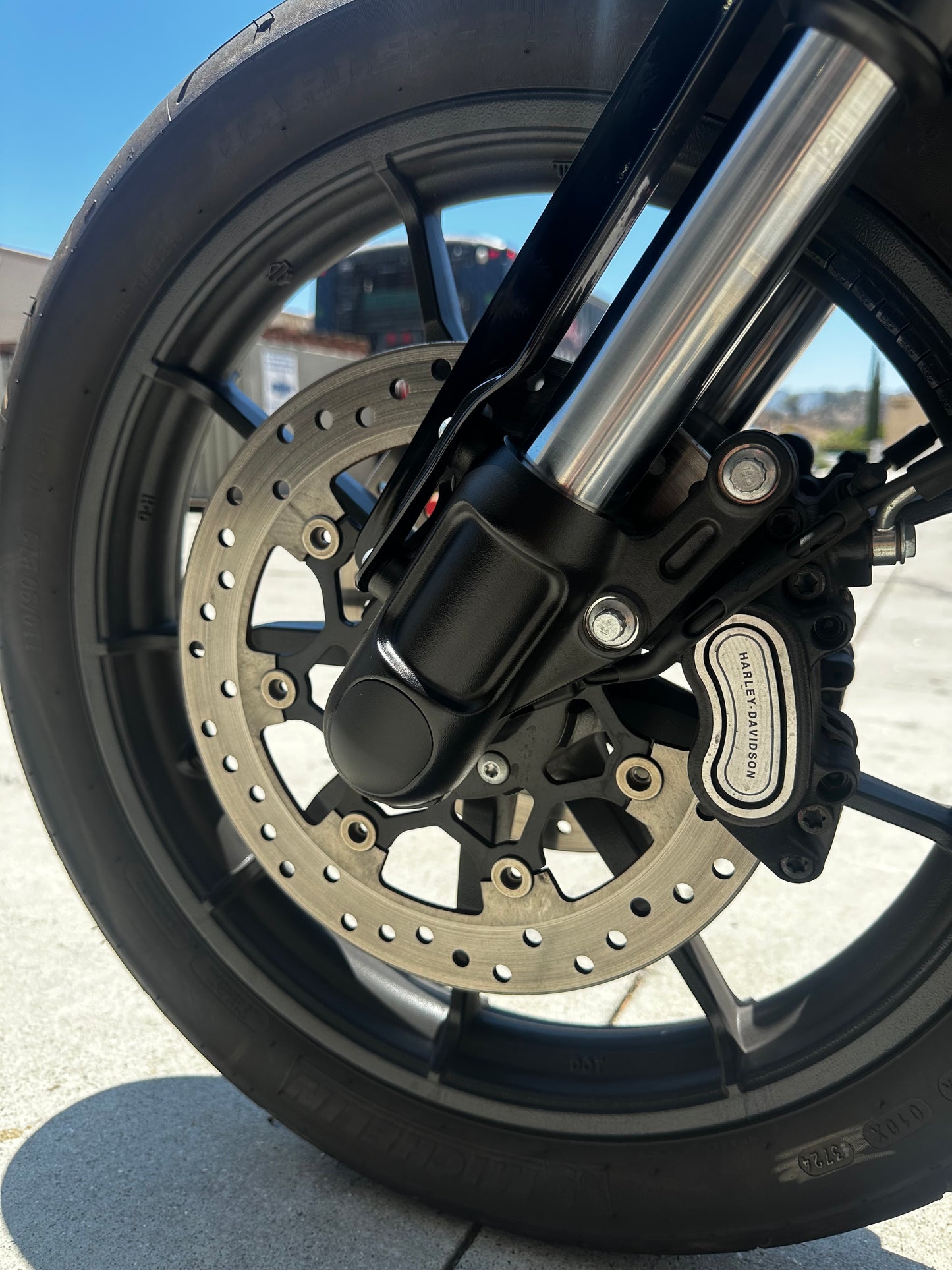 GREEN BROTHERS DESIGN- Axle Plug Kit for Softail M8 with Inverted Forks