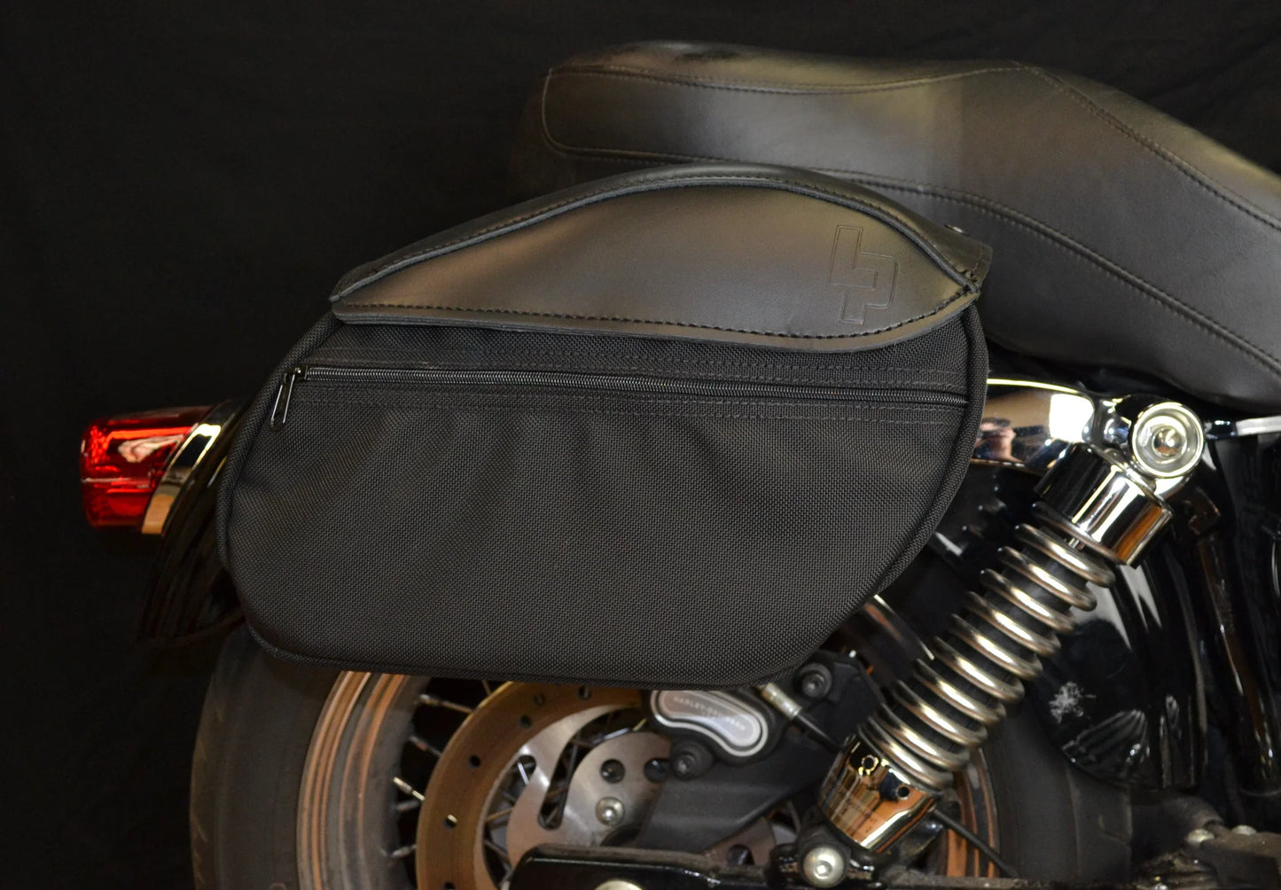 LEATHER PROS- Retro Series Mini Dyna Saddlebags -('91-2017 DYNA)