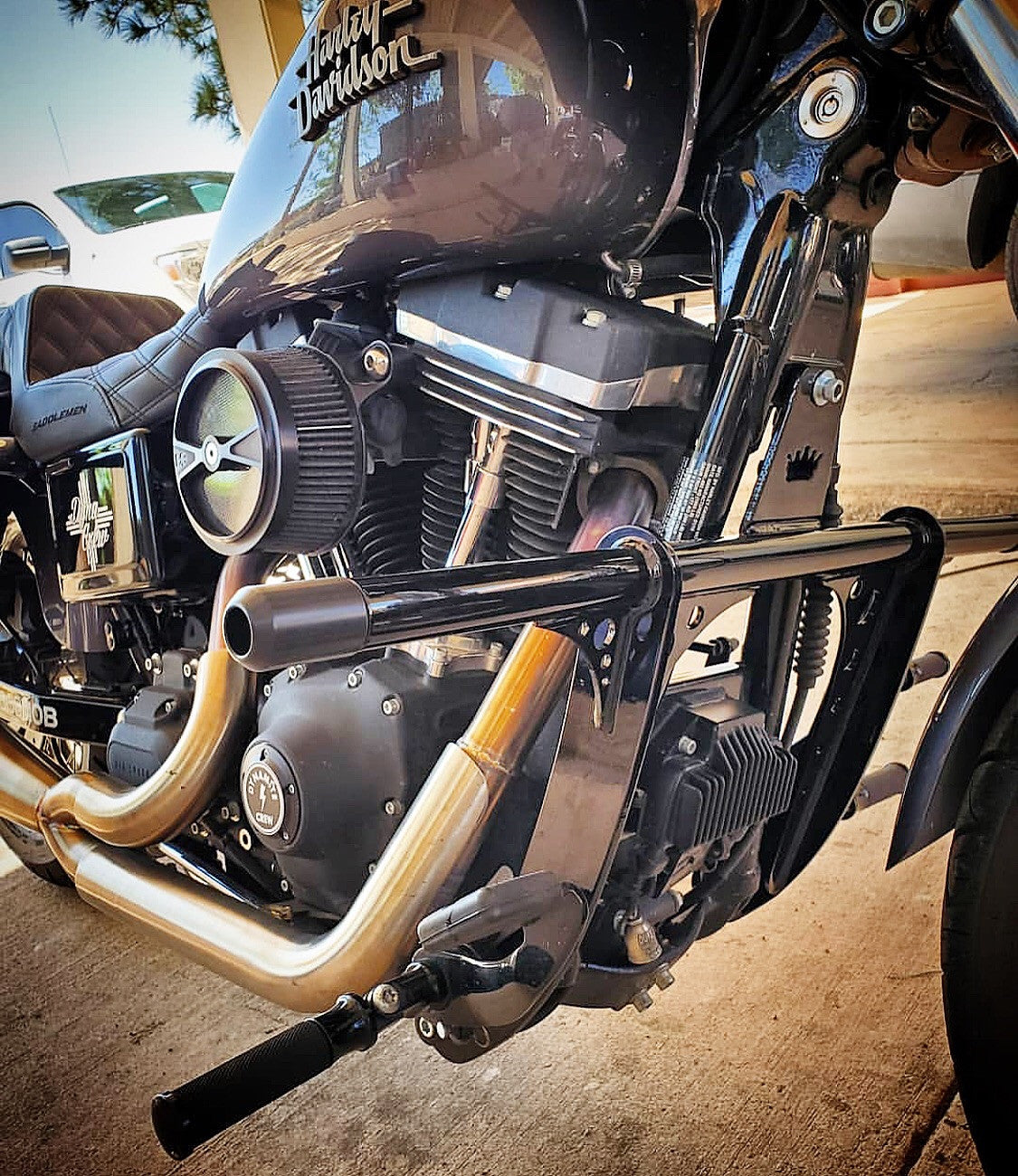 Bungking- Highway Peg Crash Bar Dyna with Forward Controls