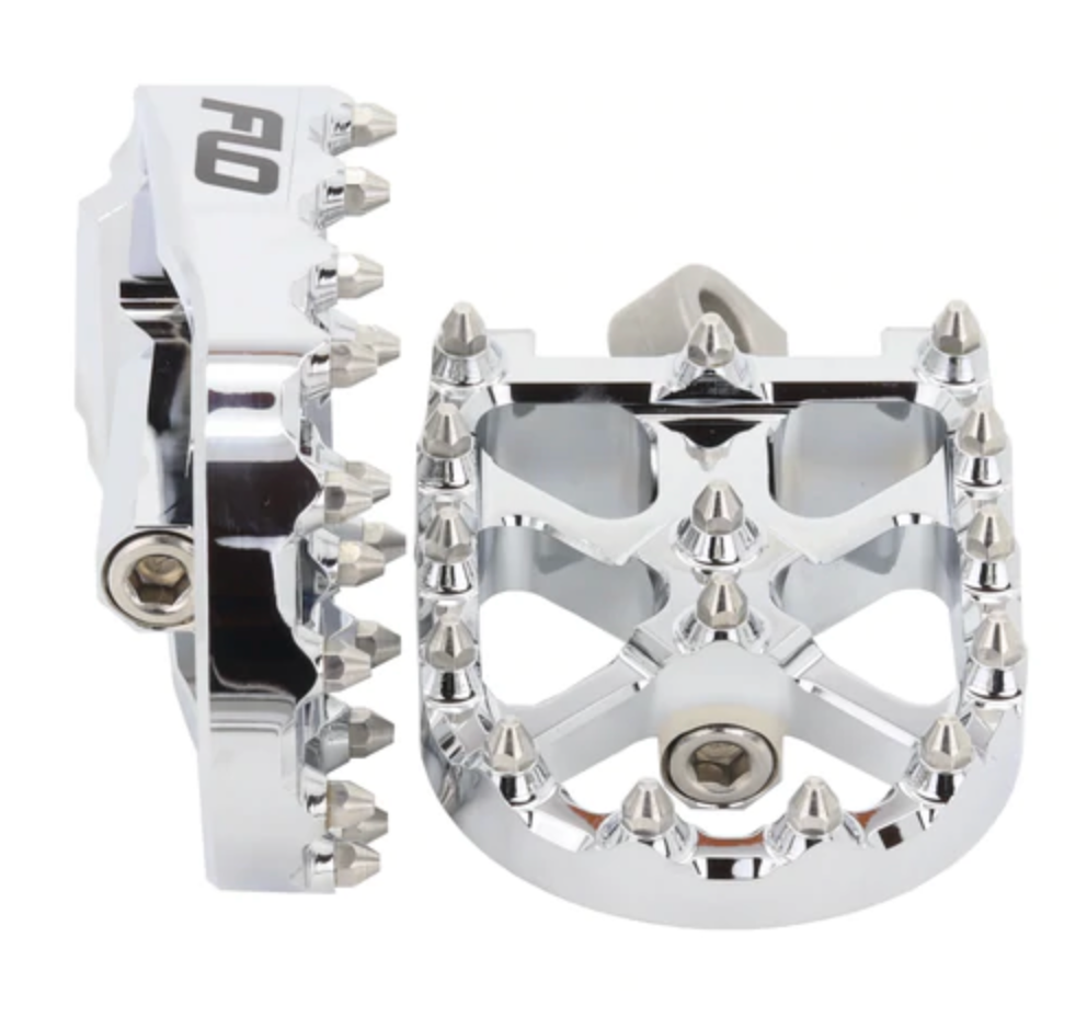 FLO MOTORSPORTS- V3 FOOT PEGS FOR HARLEY DAVIDSON / DYNA / CUSTOM CHOPPER