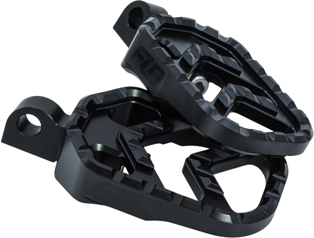 FLO MOTORSPORTS- Savage Series Footpegs- M8 Softail