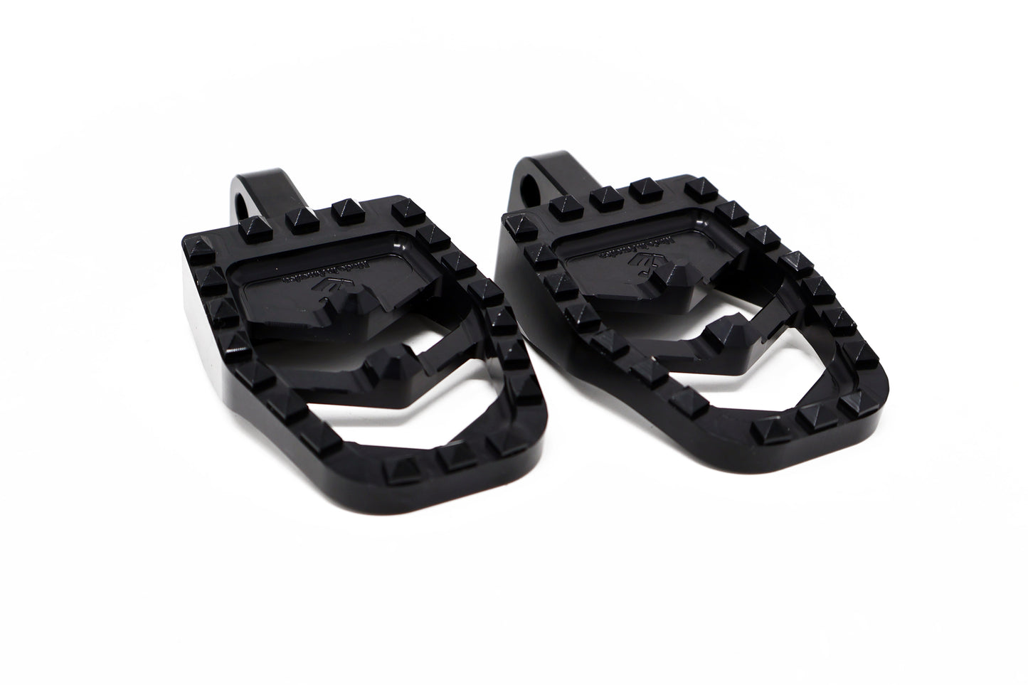 Arrow Pegs