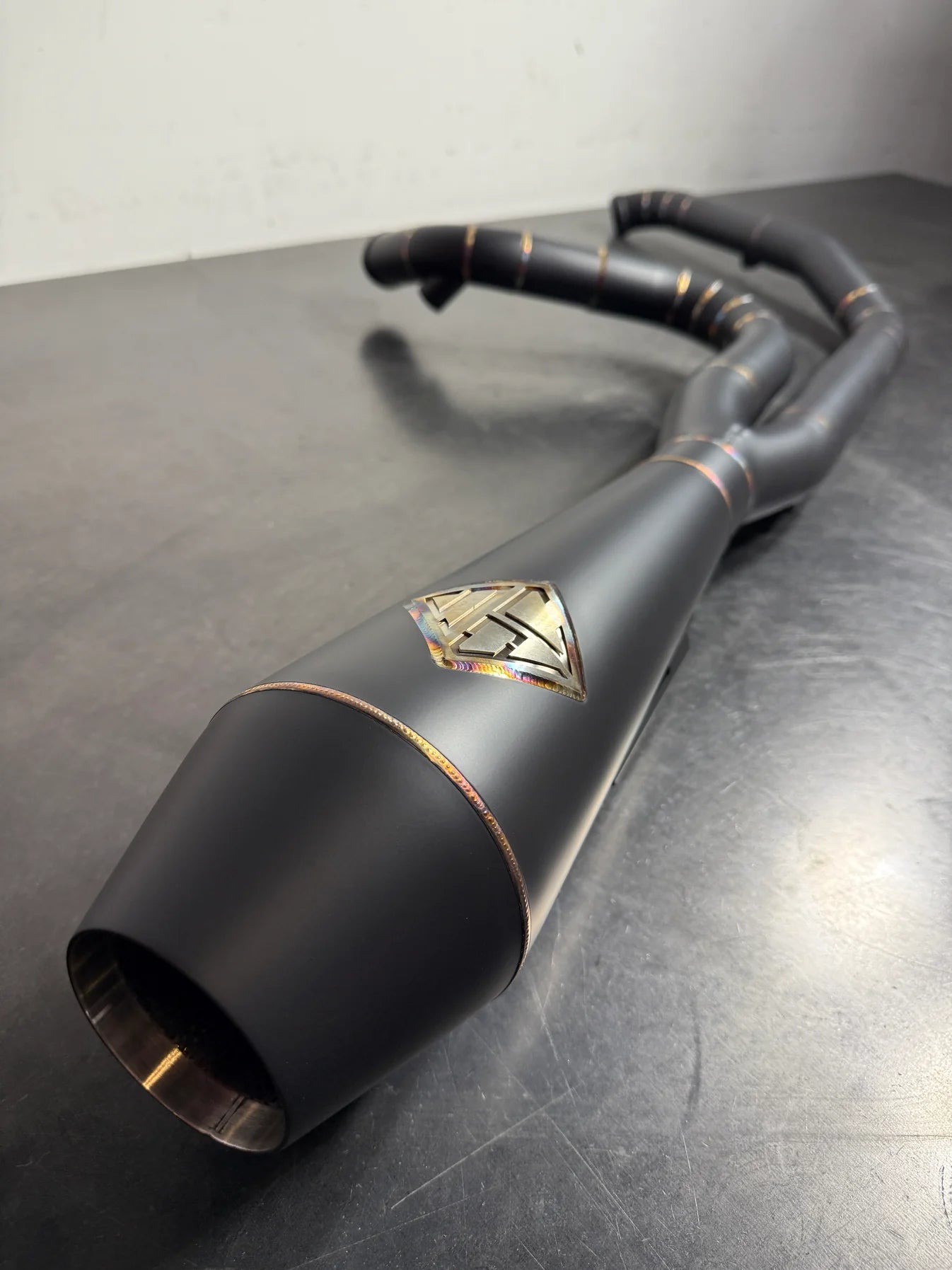 SP Concepts-SPC- 2018-2026 M8 SOFTAIL - BIG BORE 4.5 "WORKS EDITION"